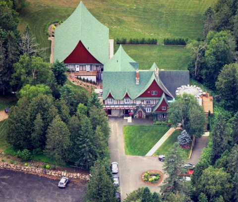Hotel for Sale in New Brunswick, Canada View of an Inn for Sale in New Brunswick, Canada