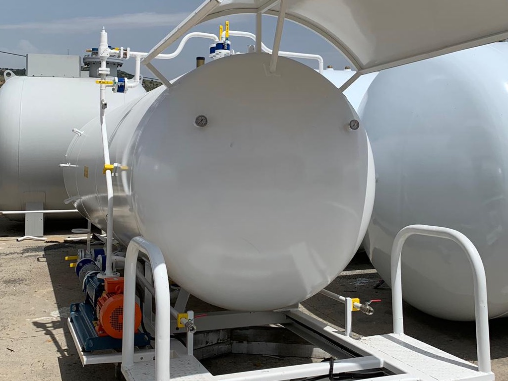 Skid LPG gas plant. New skid LPG gas plant.